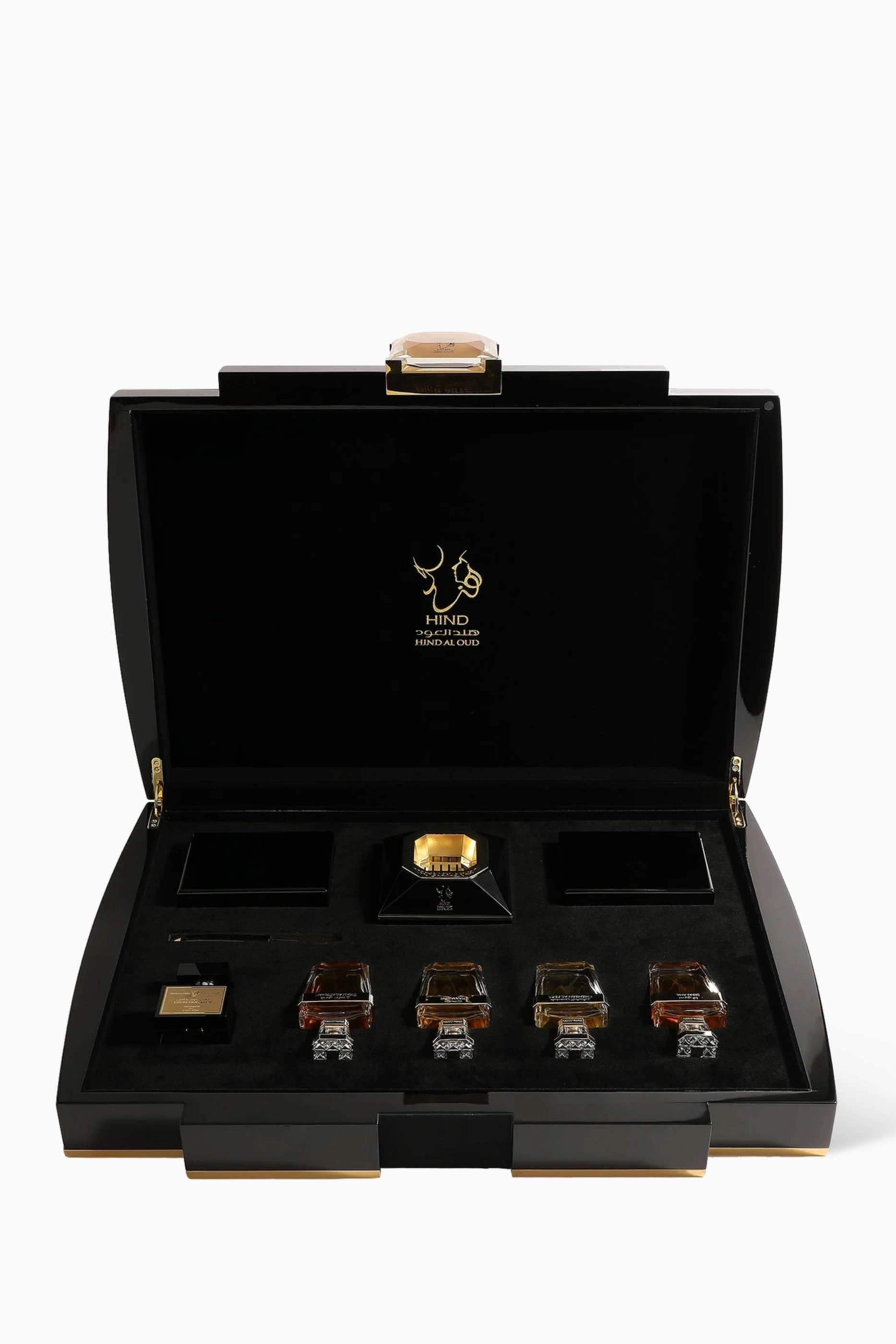 Hind Al Oud Kheneen Al Fekr + Ghali Al Athman + Habbahan + Serri Ana + Dehn Oud Khas + Sheikh A Oud + Oud Khas - 7 piece(s)