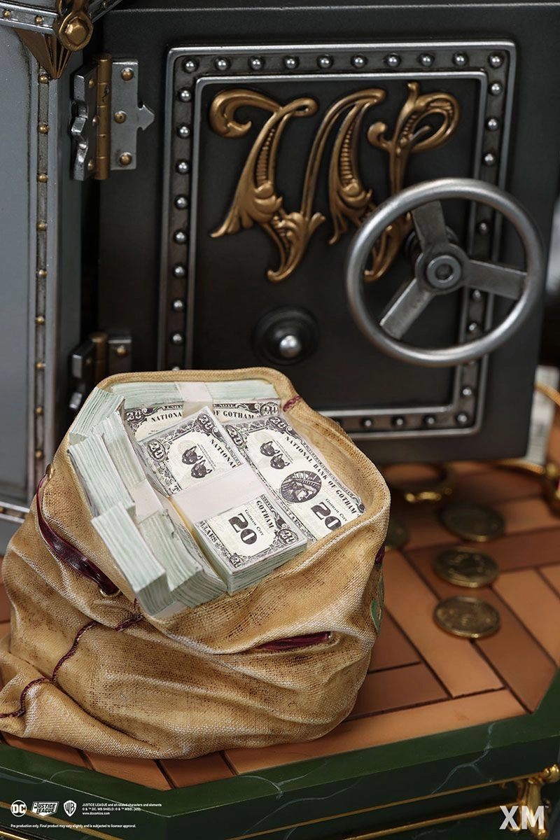 Cat Woman - DC Comics