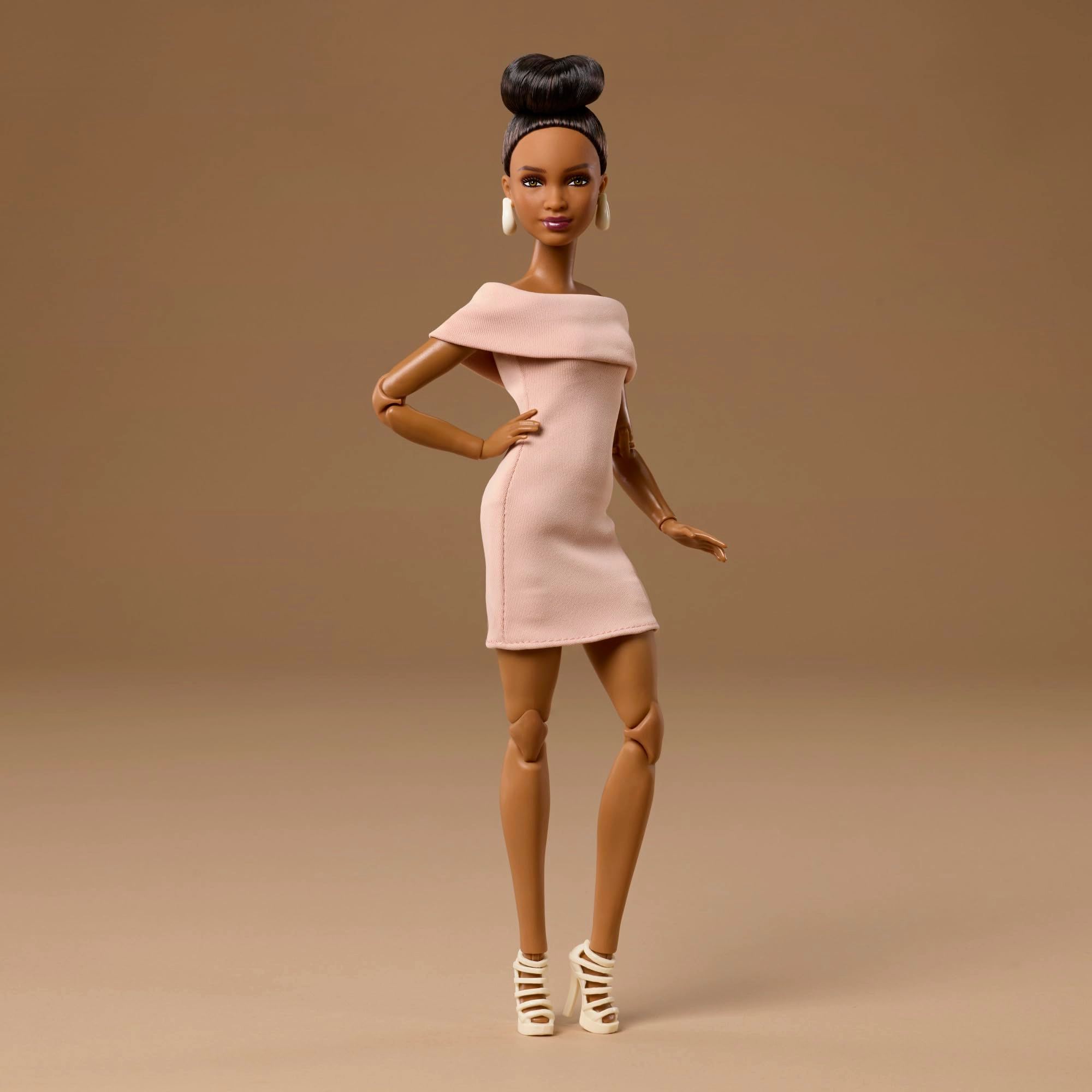 Barbie Basics Model 08 - Brunette Tan Dress Strappy Heels Ages 6+