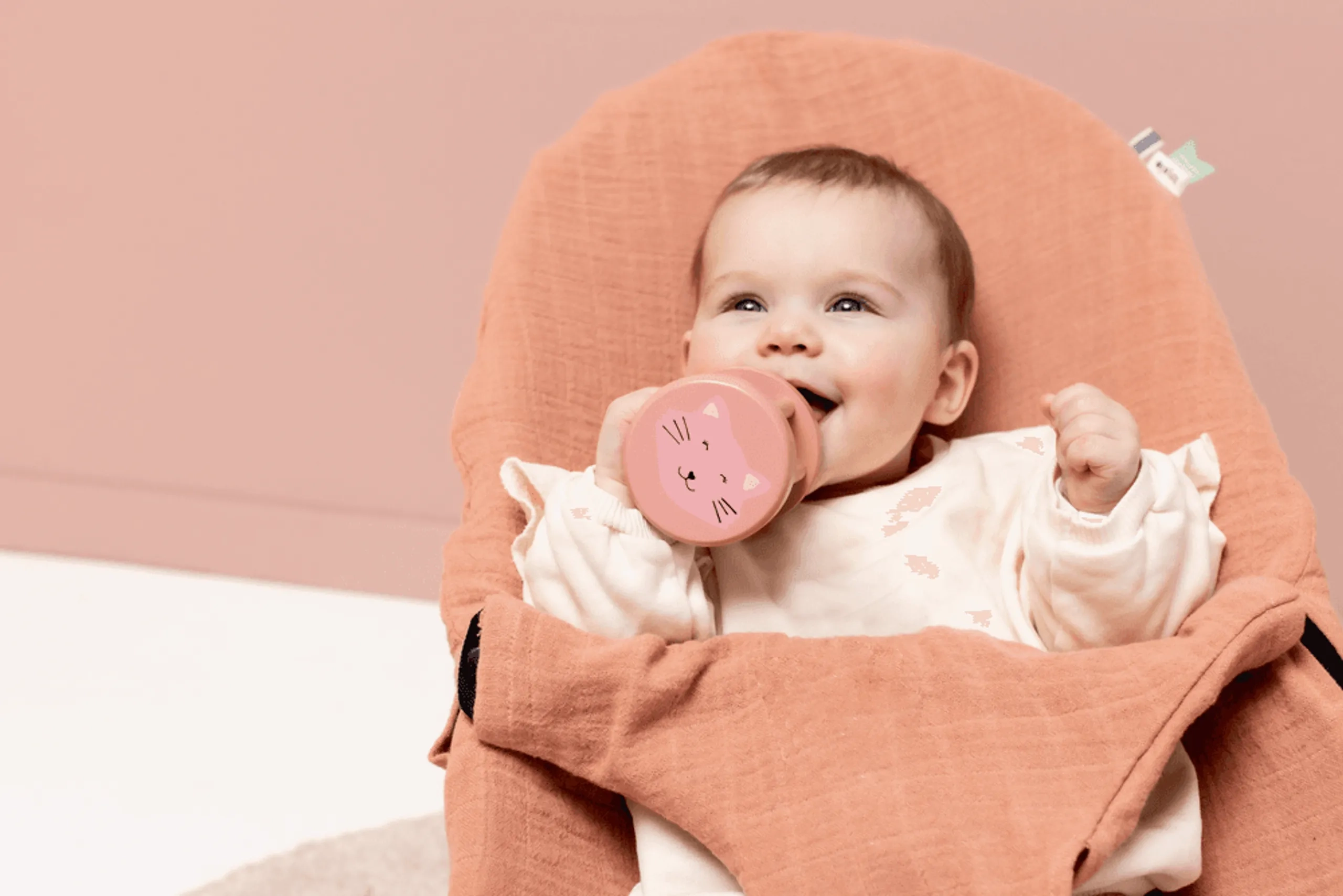 Wooden Rolling Rattle - Suitable for 6 months and above Mrs. Cat