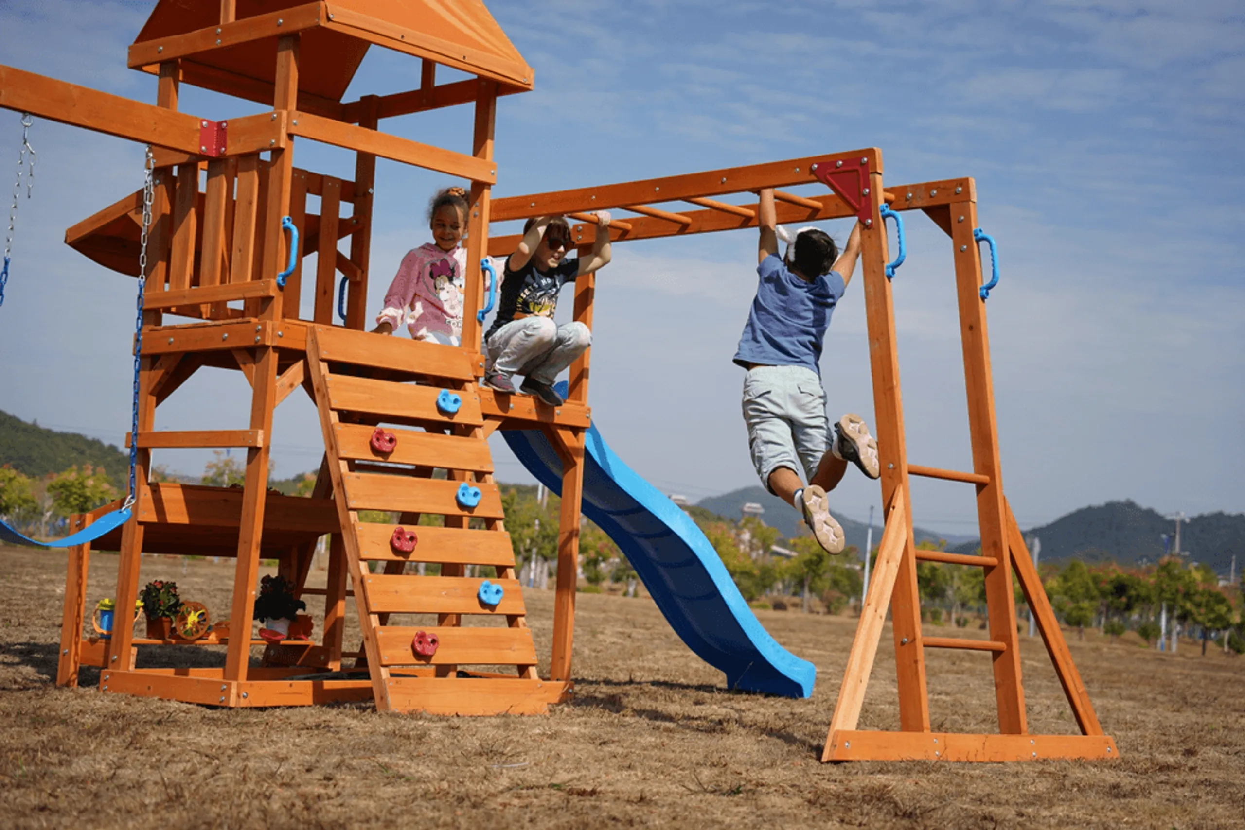 Arabian Pronghorn Wooden Swing Set - 2.2M Slide Double Play Fort