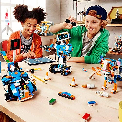 Boost Creative Toolbox (17101) - Robot Building Set Educational Coding Kit