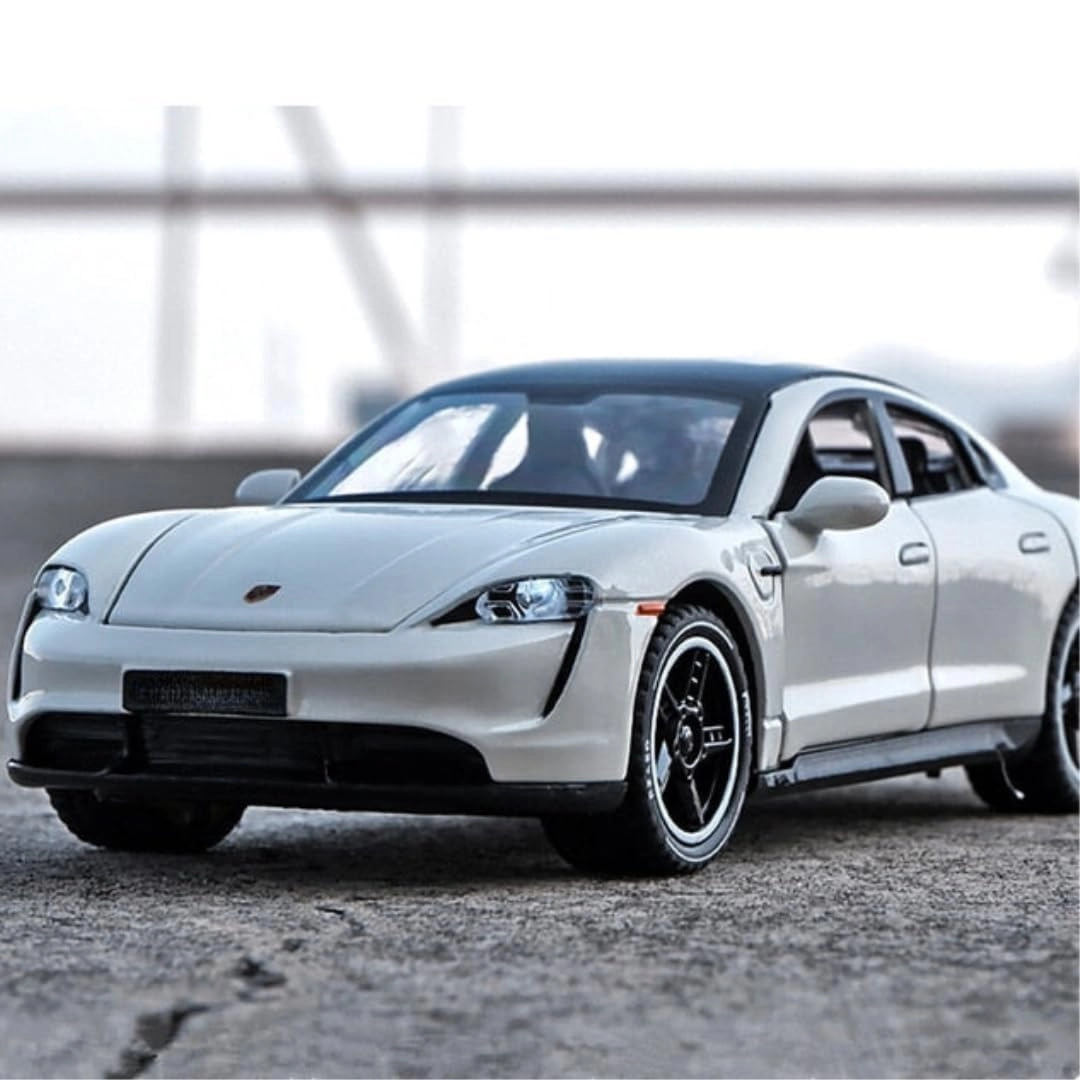 Taycan - 1:32 1pcs