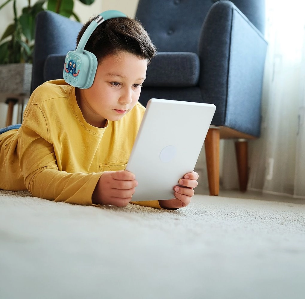 Yotowave Kids Wireless Headphone
