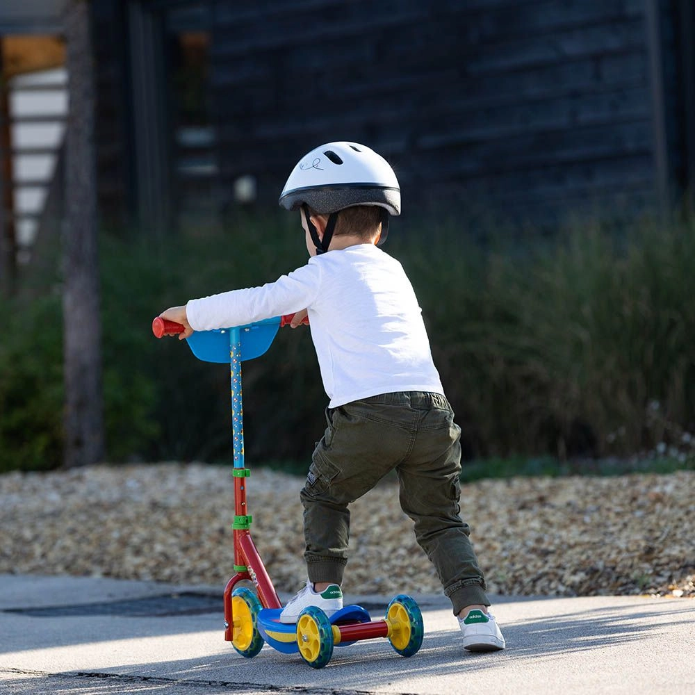 Super Mario 3-Wheel Kick Scooter
