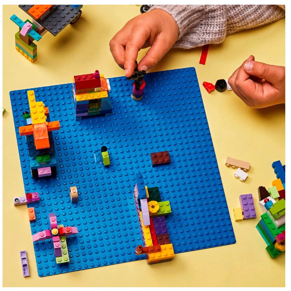 Classic Blue Baseplate (11025)