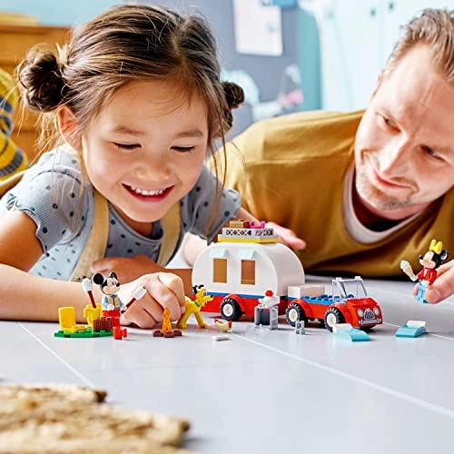 Disney Mickey Mouse and Minnie Mouse’s Camping Trip (10777)