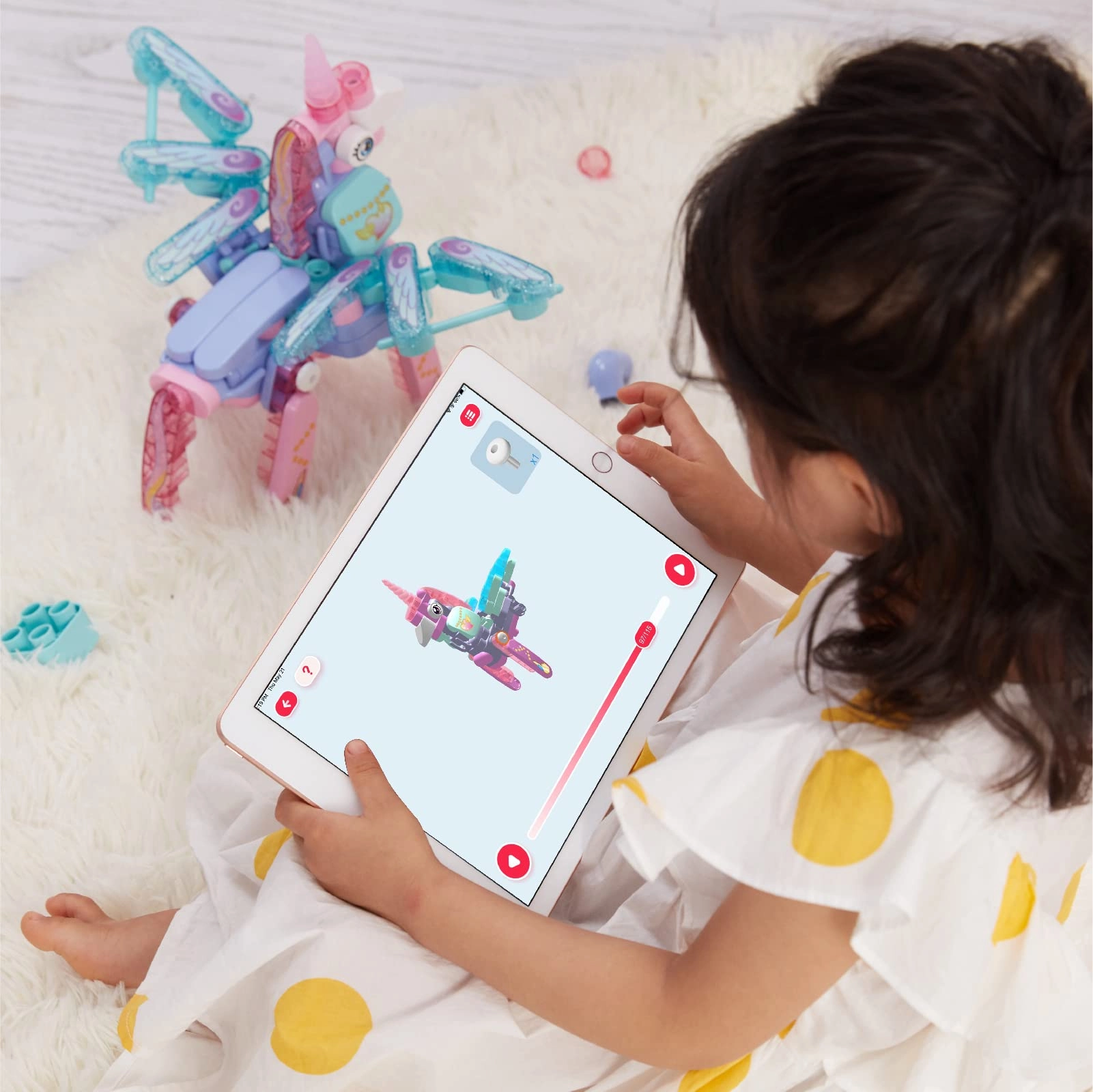 BOTZEES GO! Unicorn - 114 Piece Set Remote Control