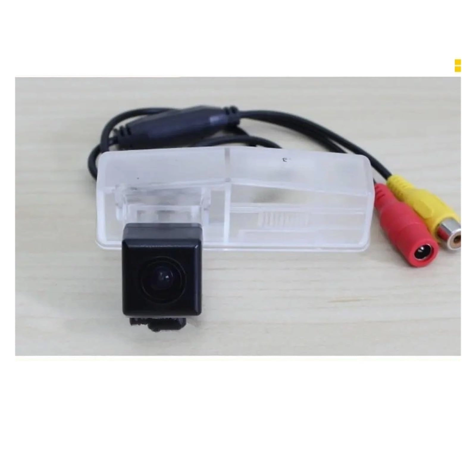 DZSYANJIASM Rear View Camera - 6m video cable 656 (H) x 492 (V)