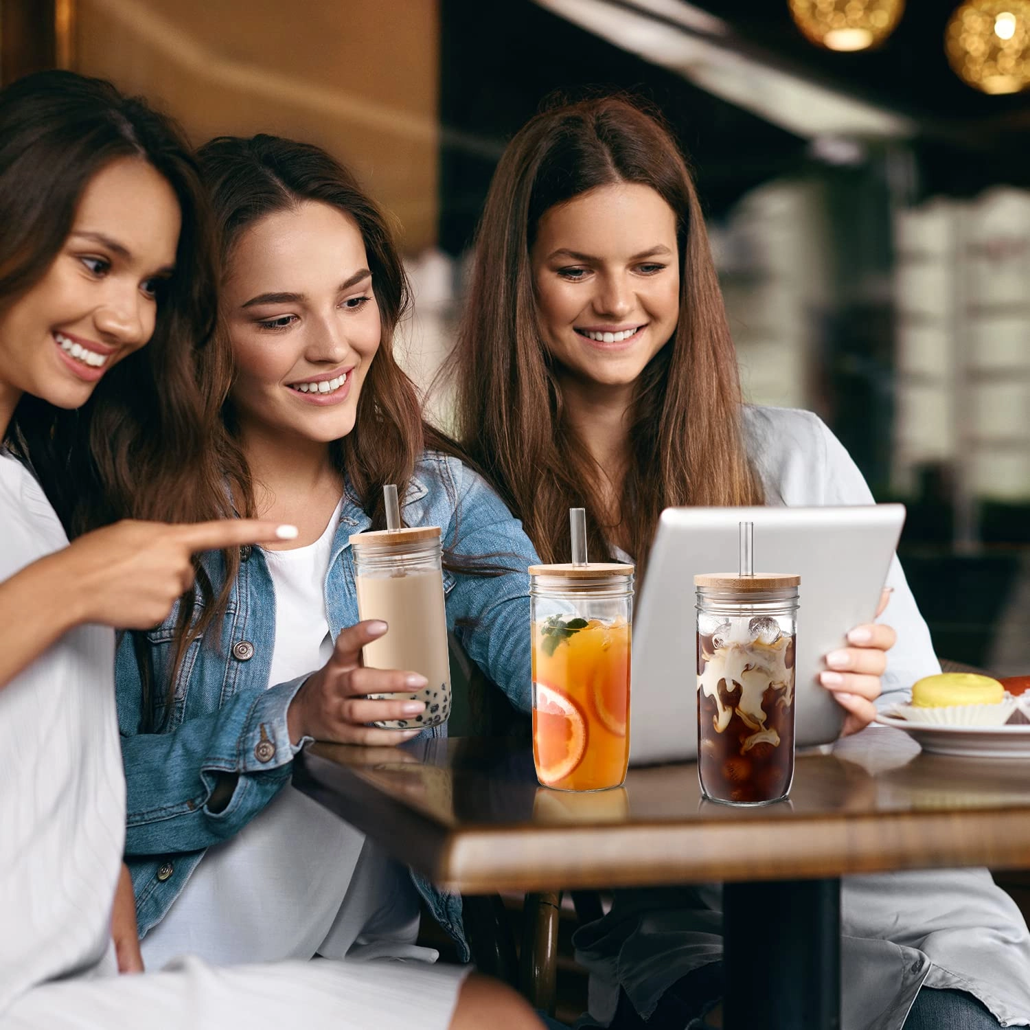 Glass Cup - 4 pcs with Lid and Straw