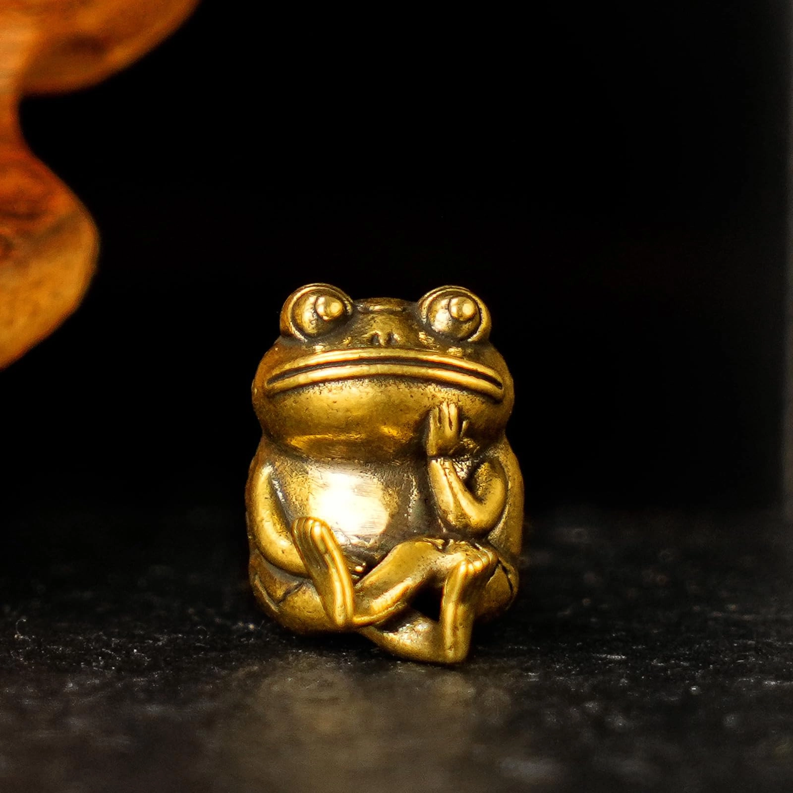 Retro Frog Statue - Brass