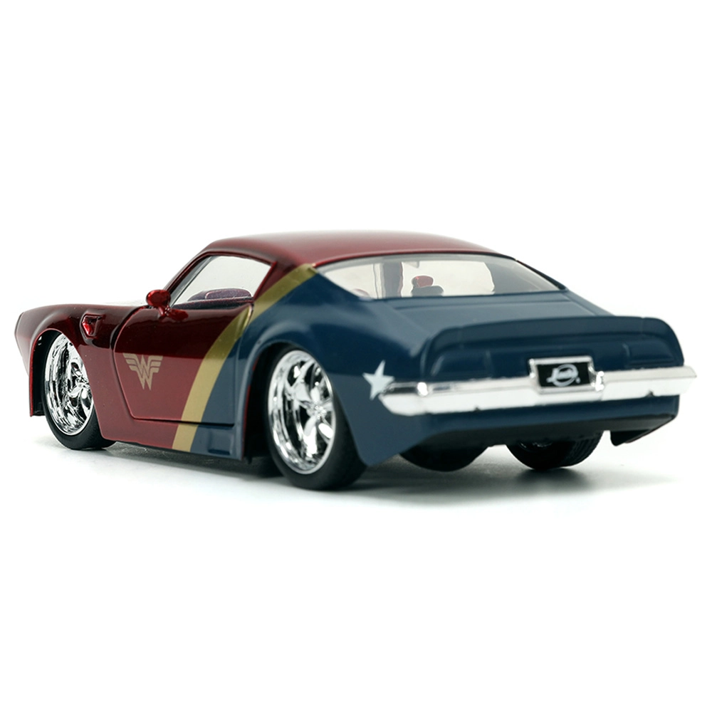 Wonder Woman 1972 Pontiac Firebird - 1:32