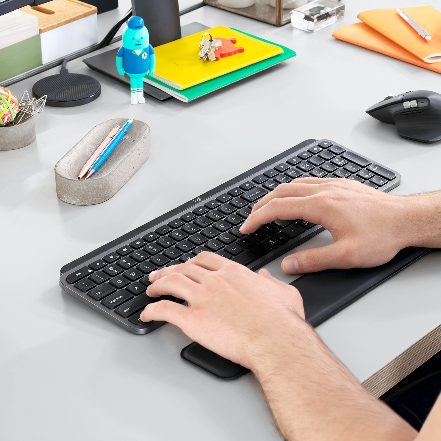 Mx Keys Advanced - EN/AR Wireless