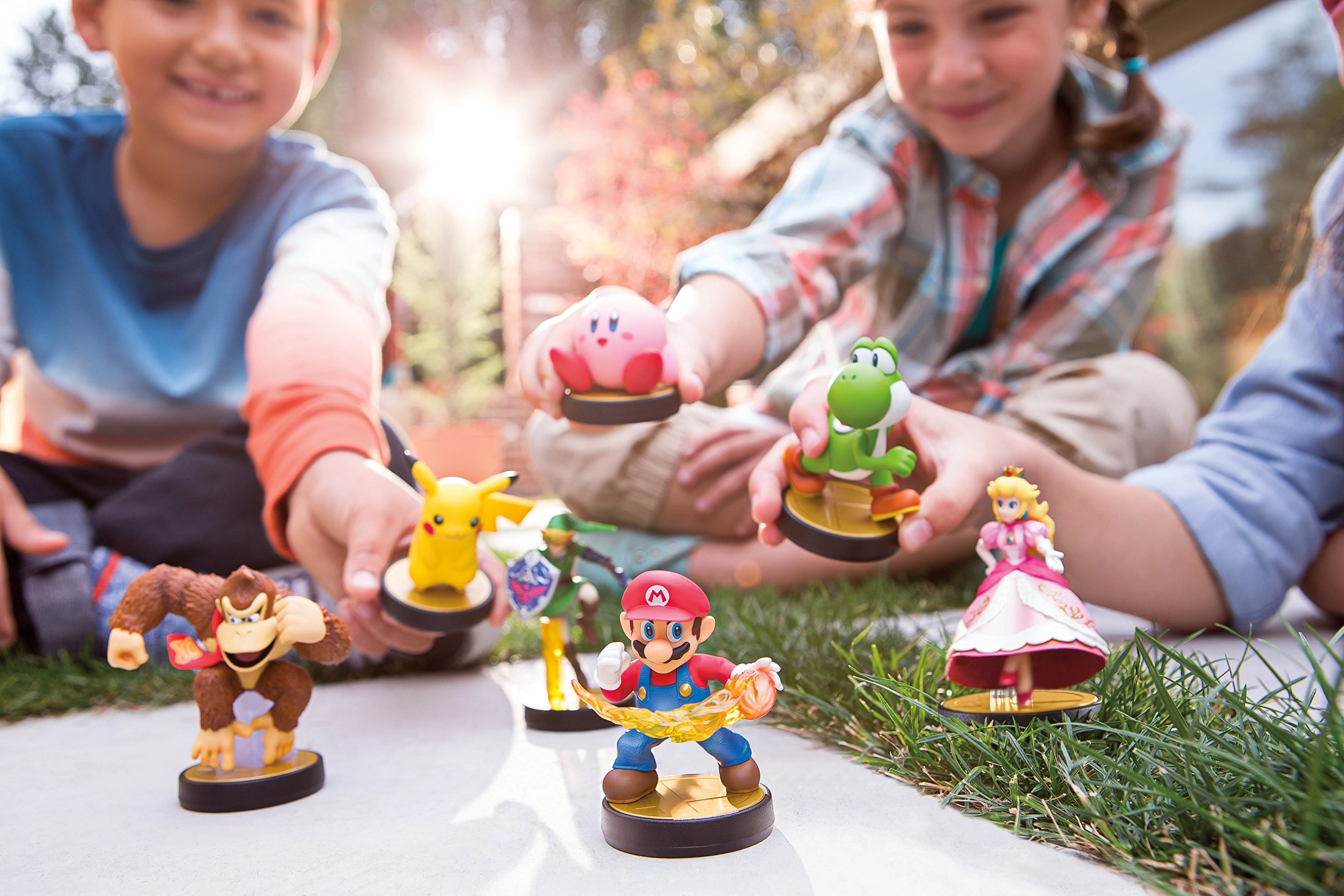 Nintendo Mewtwo Amiibo - 6 months+