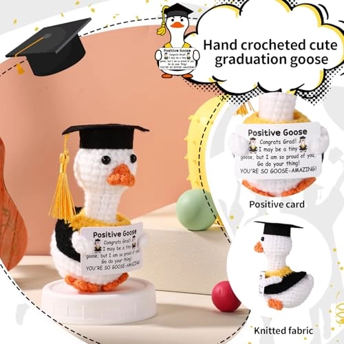 Graduation Goose Crochet - 9x8x6cm