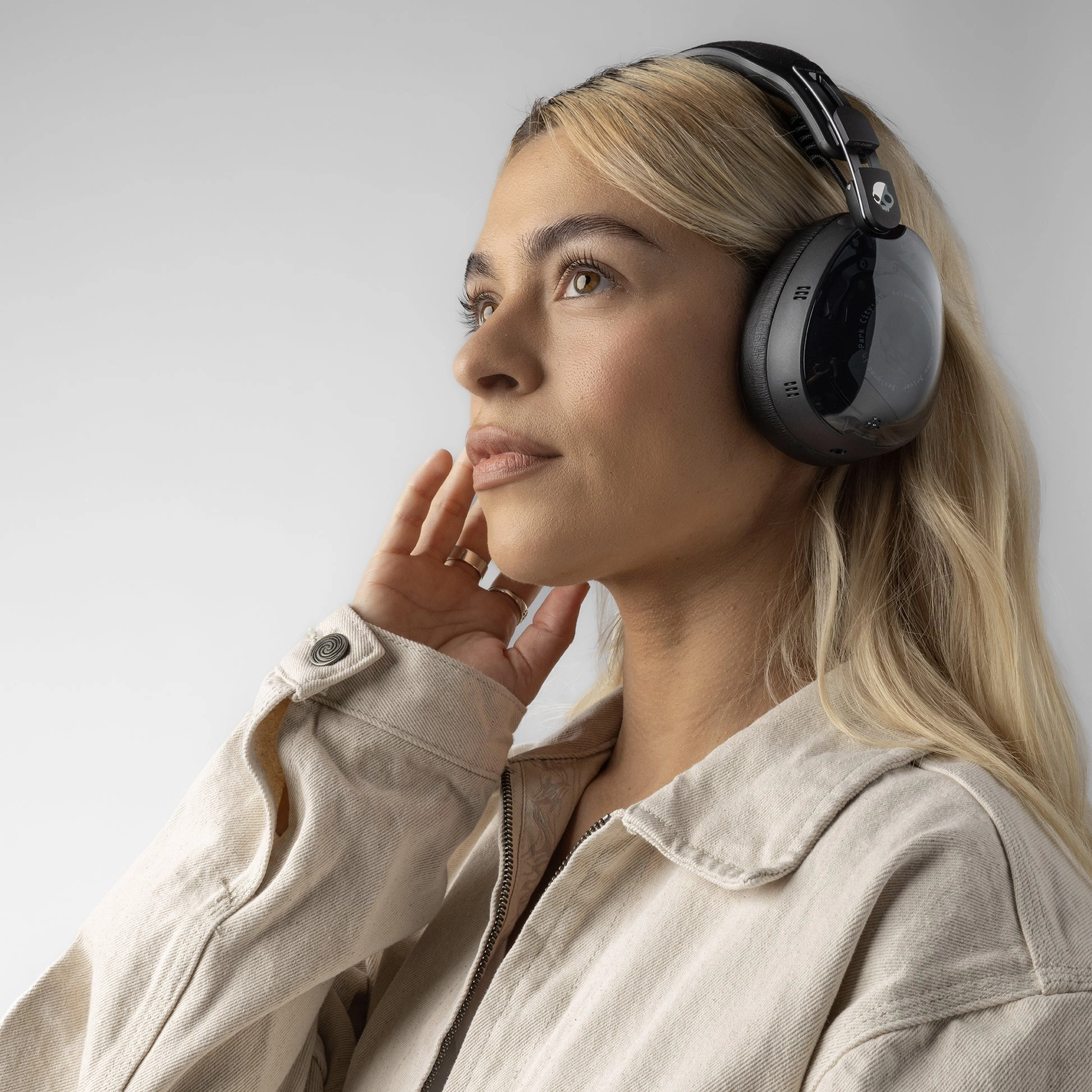 Aviator 900 ANC Wireless Headphone