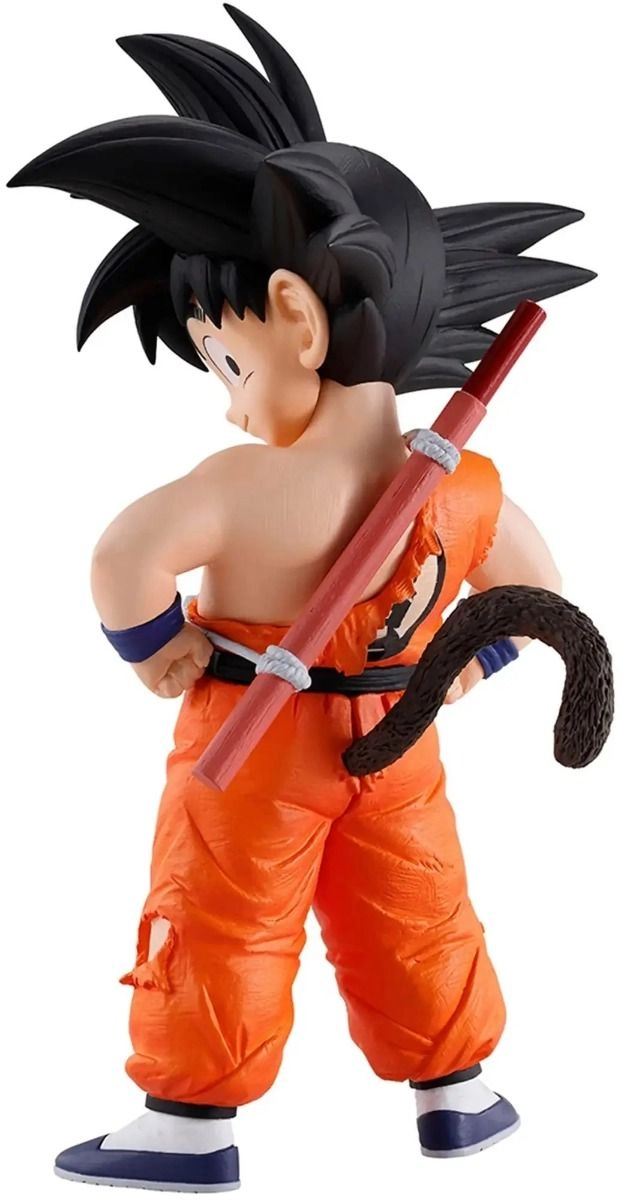 Ichibansho Son Goku & Korin The Lookout Above the Clouds - approximately 5.9" (Goku)/ 3.5" (Korin) tall