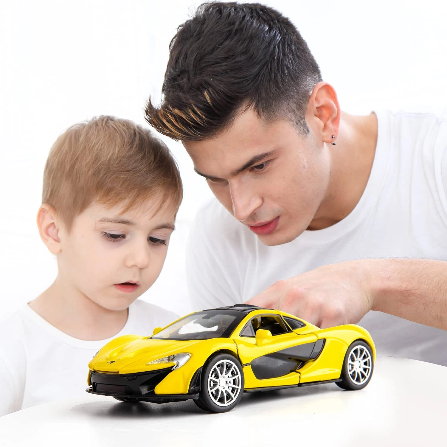 MCLAREAN P1 - 1:32 die-cast