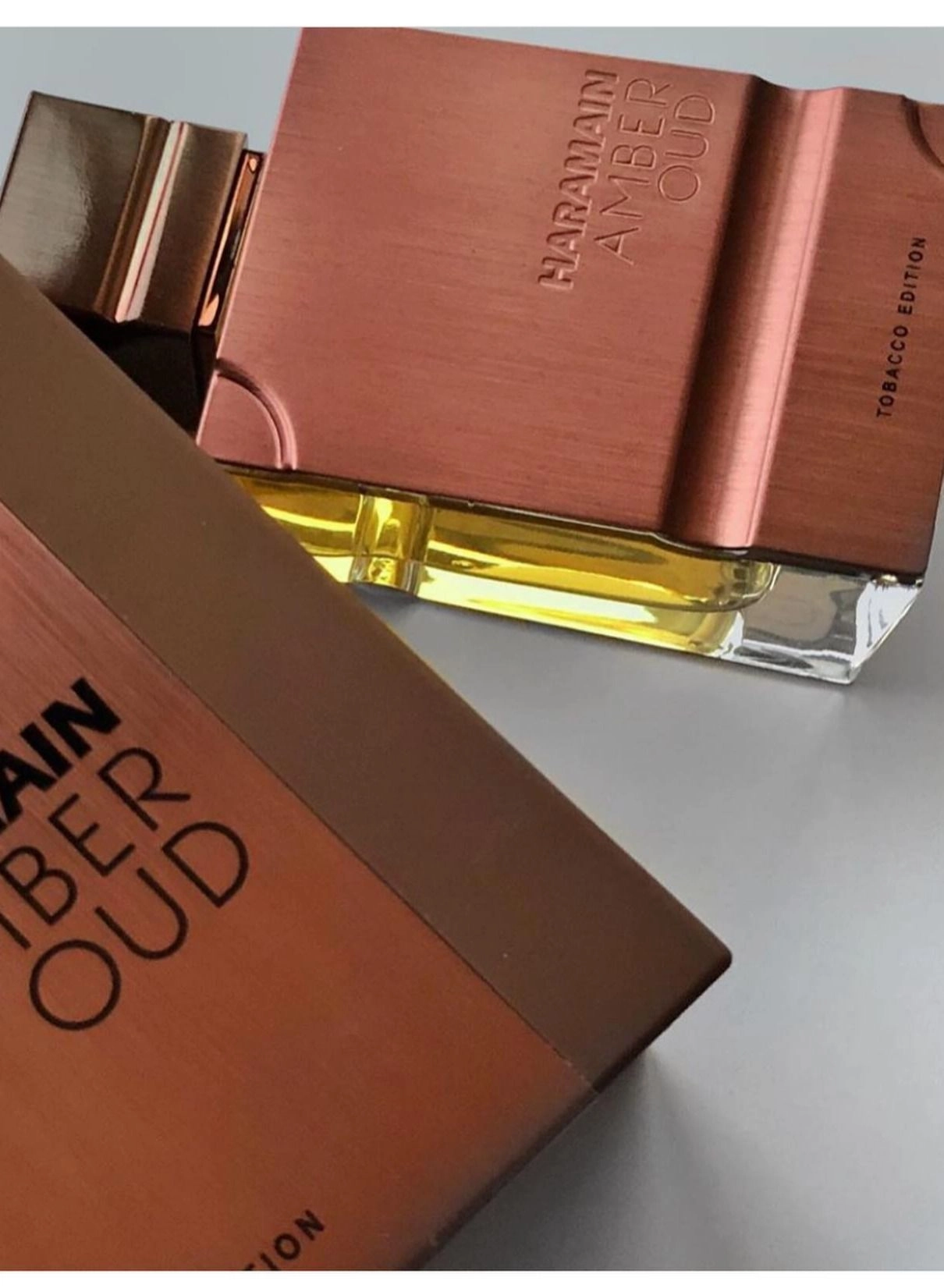 Amber Oud Tobacco Eau de Parfum - 60 ml