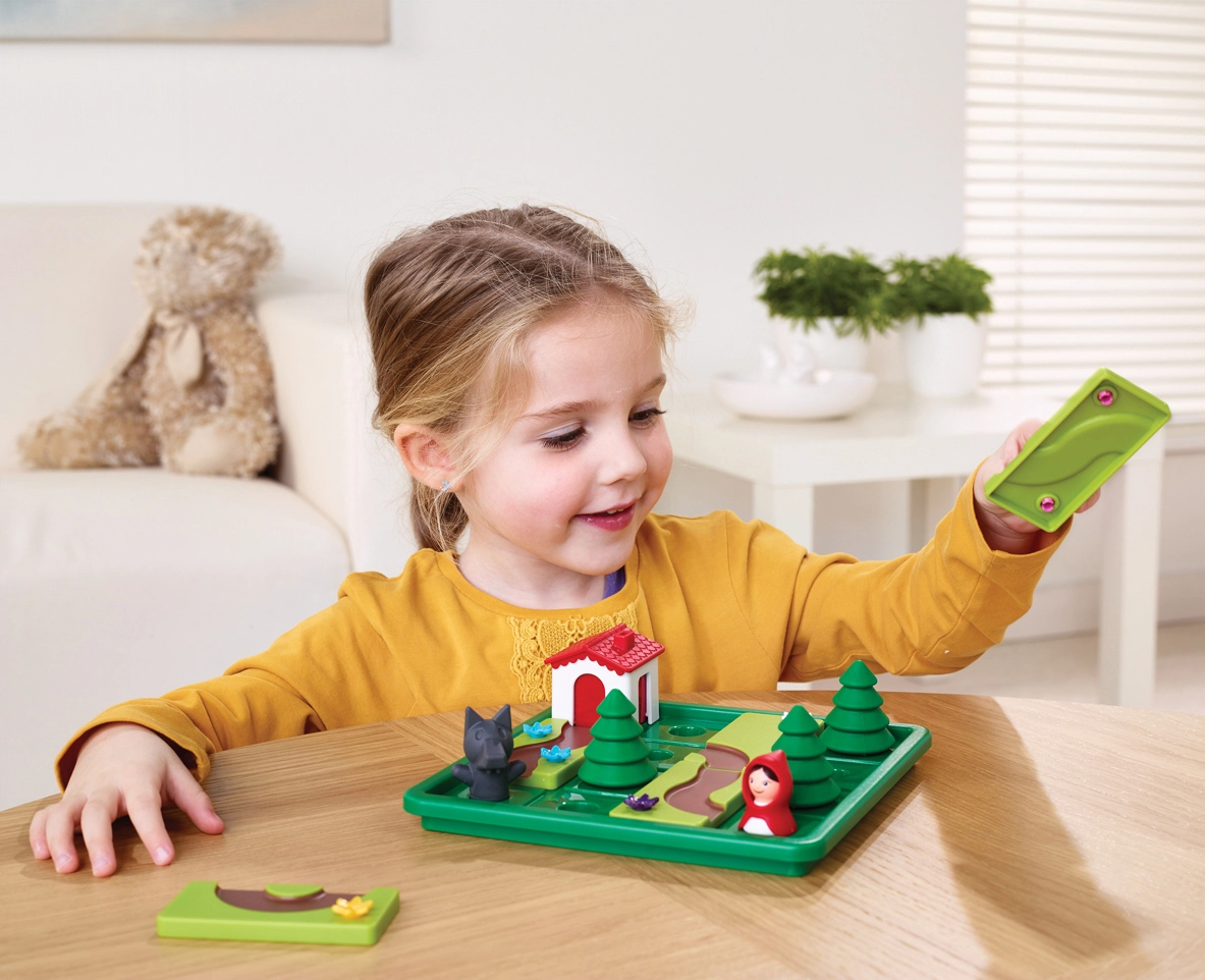 Little Red Ridding Hood Deluxe - Suitable for 4 to 7 yrs