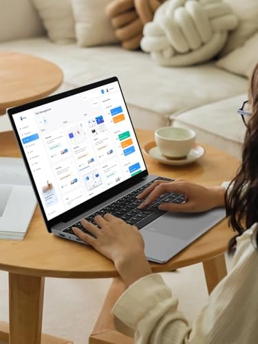 T152A - 15.6'' N95 32GB DDR4 1TB SSD