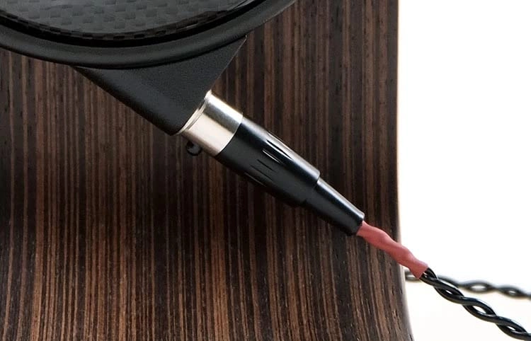 LCD-XC Wired Headphone