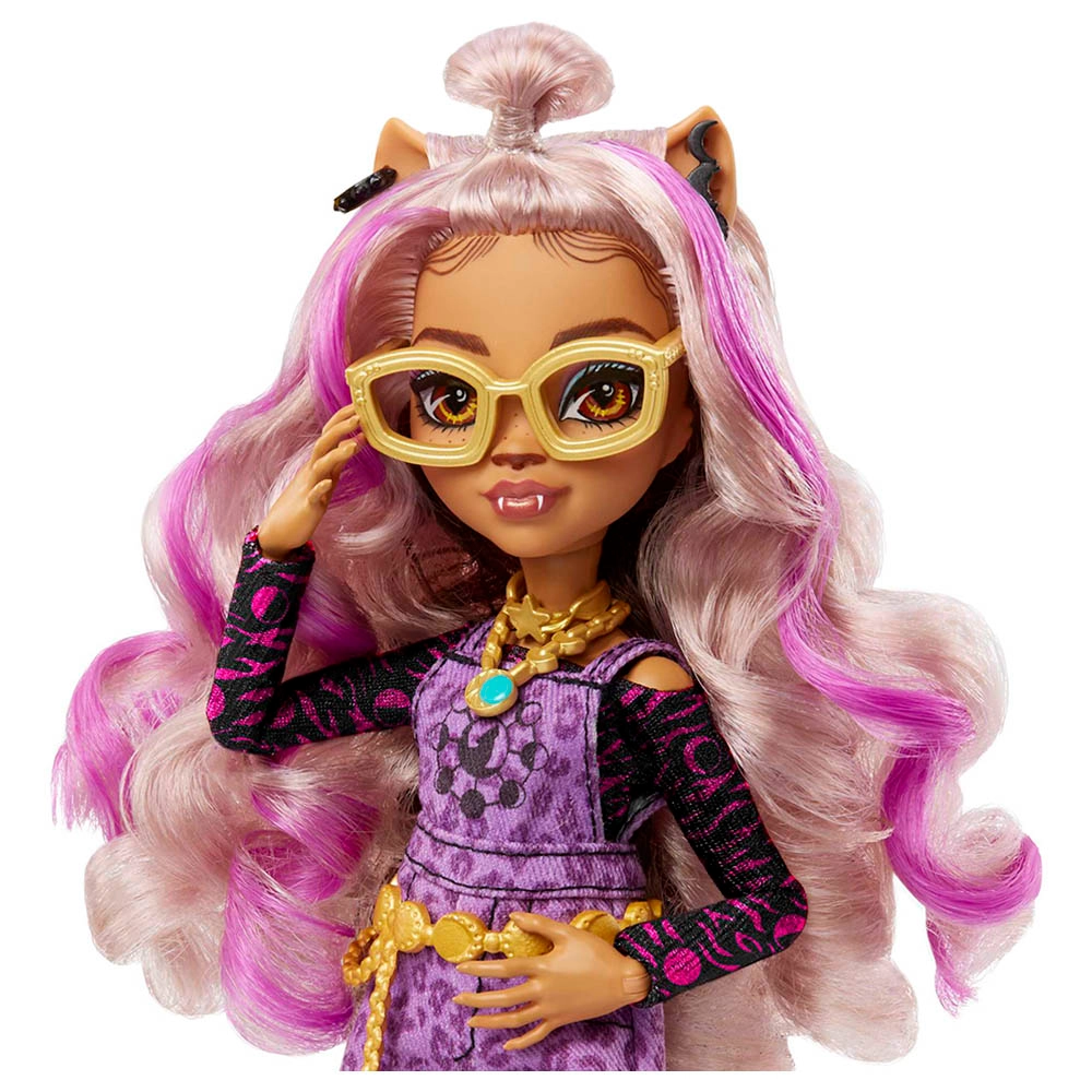 Clawdeen Wolf Posable Doll - Accessories & Pet Dog Ages 4+
