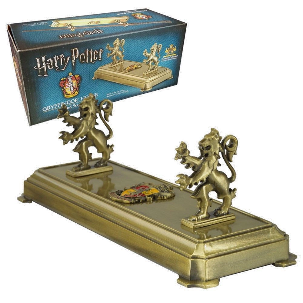 Noble Collection Gryffindor Wand Stand - Die cast metal, hand enamelled
