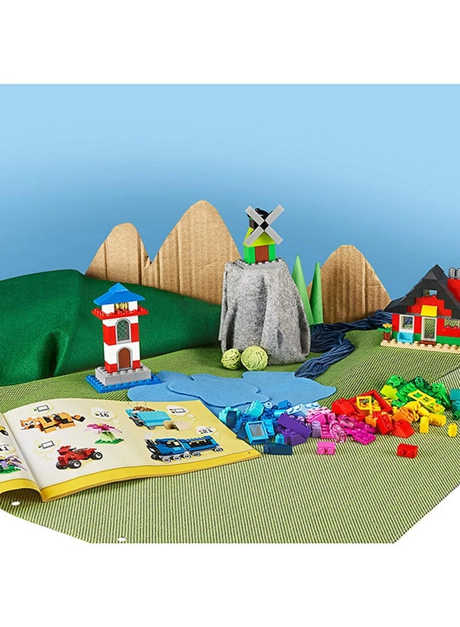 LEGO Classic Bricks And Houses (11008) - Multicolour