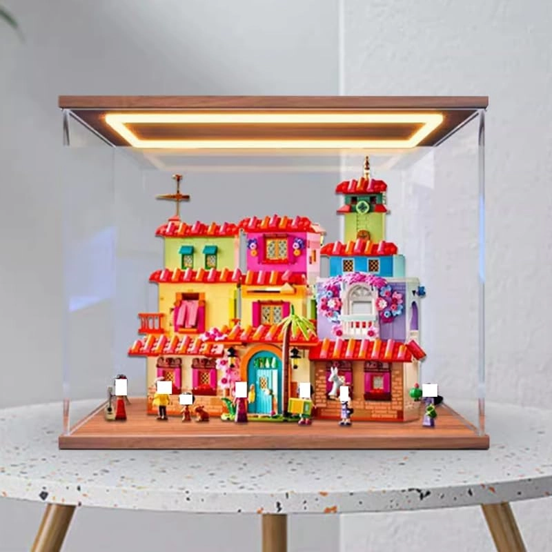 Display Case (43245) - The Magical Madrigal House Encanto
