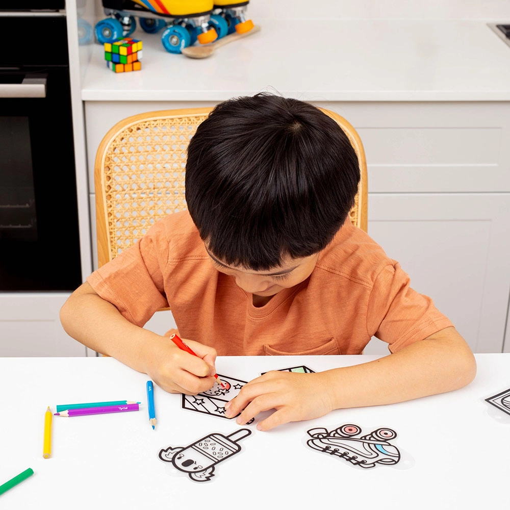 Shrinkorama - 5 pre-cut bag tag designs 3 keychains 6 coloured pencils