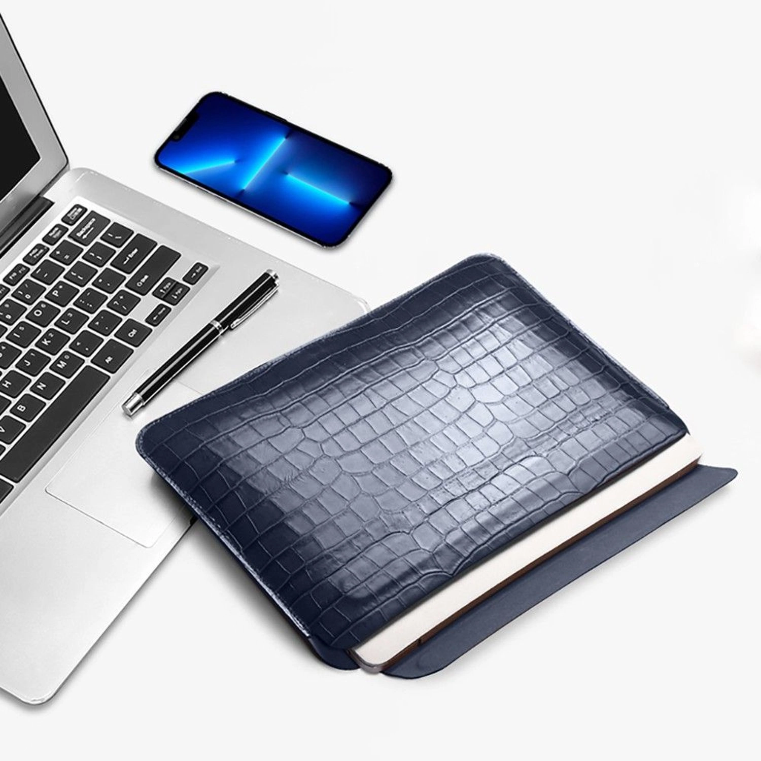 Skin Croco Genuine Leather Sleeve Laptop Sleeve for 14.2-Inch Laptop