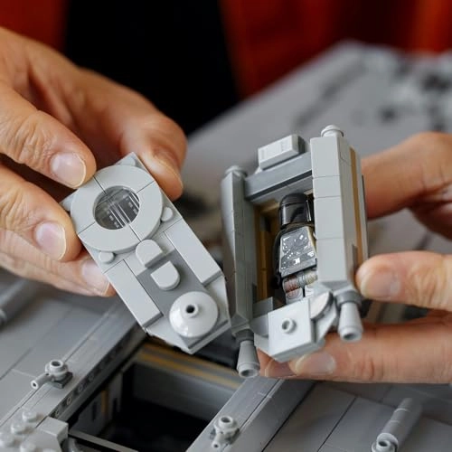 Star Wars The Razor Crest (75331)