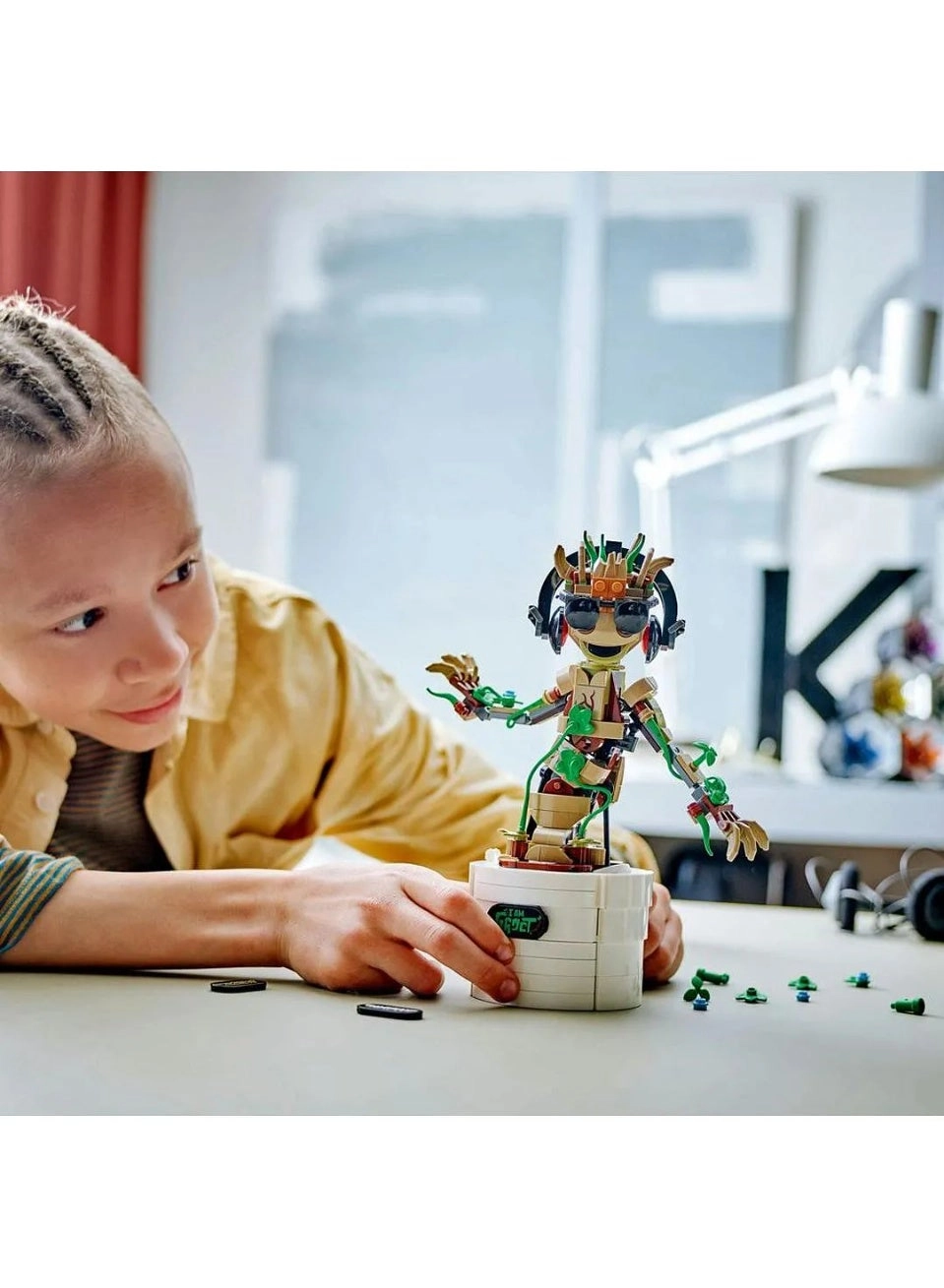 Marvel LEGO Dancing Groot (76297)