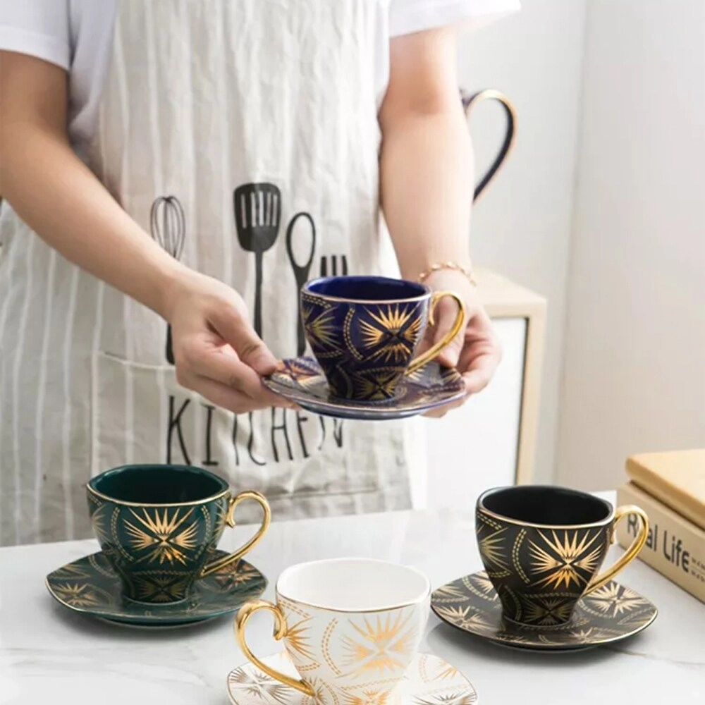Royal Luxury Arabic Tea Cup Set - Gold Handle With Saucers
