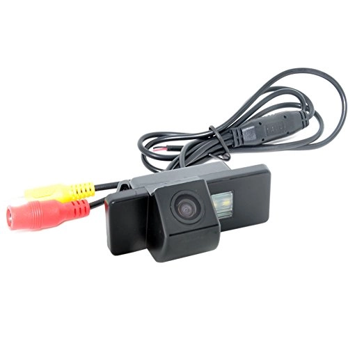 Car Rearview Camera - 728 x 512 pixels