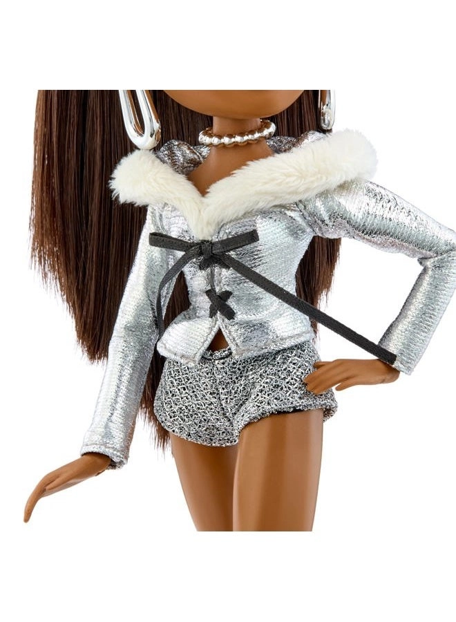 Sasha Fashion Doll - Charmz Collectible Charm Bracelet