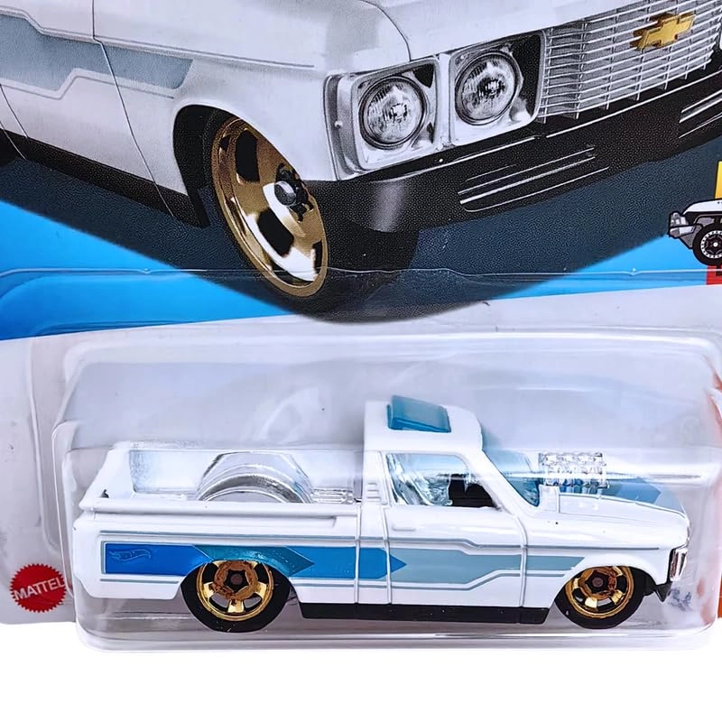 Custom 72 Chevy Luv - 1:64 1pcs