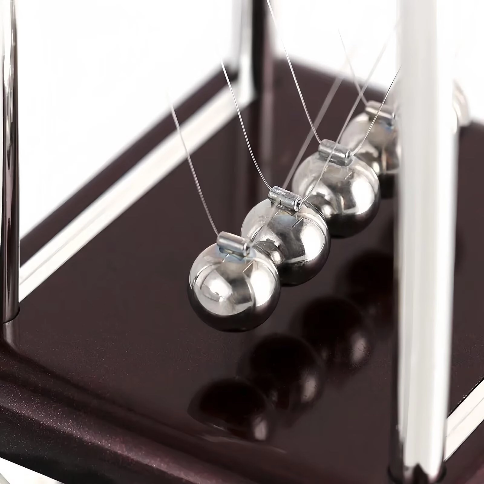 Newton's Cradle - 5 pieces Physics