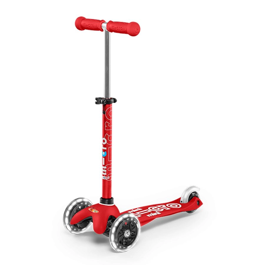 Mini Deluxe 3-Wheel Kick Scooter – 120/85 mm LED