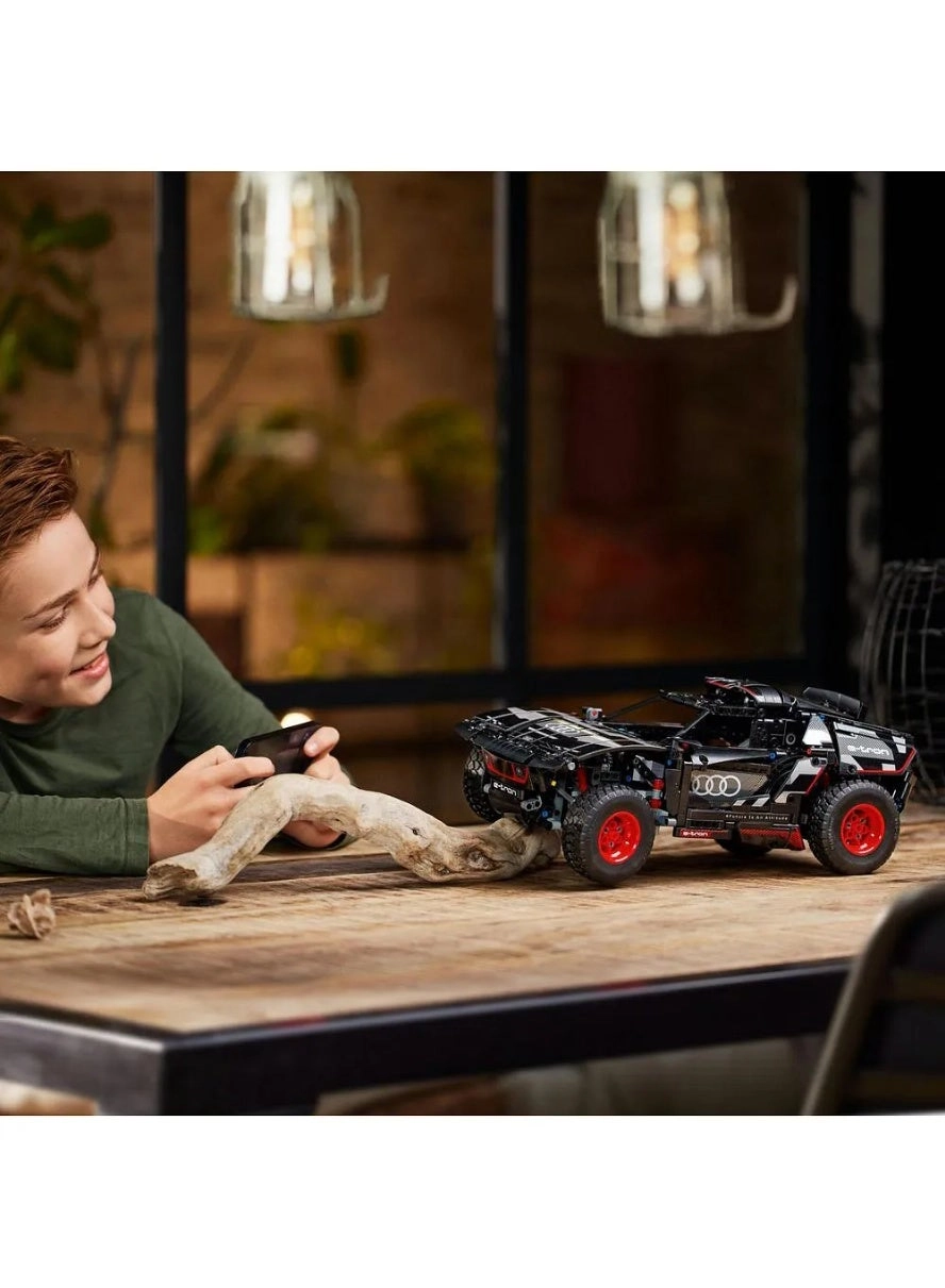 Technic Audi RS Q e-tron (42160) - App-Controlled