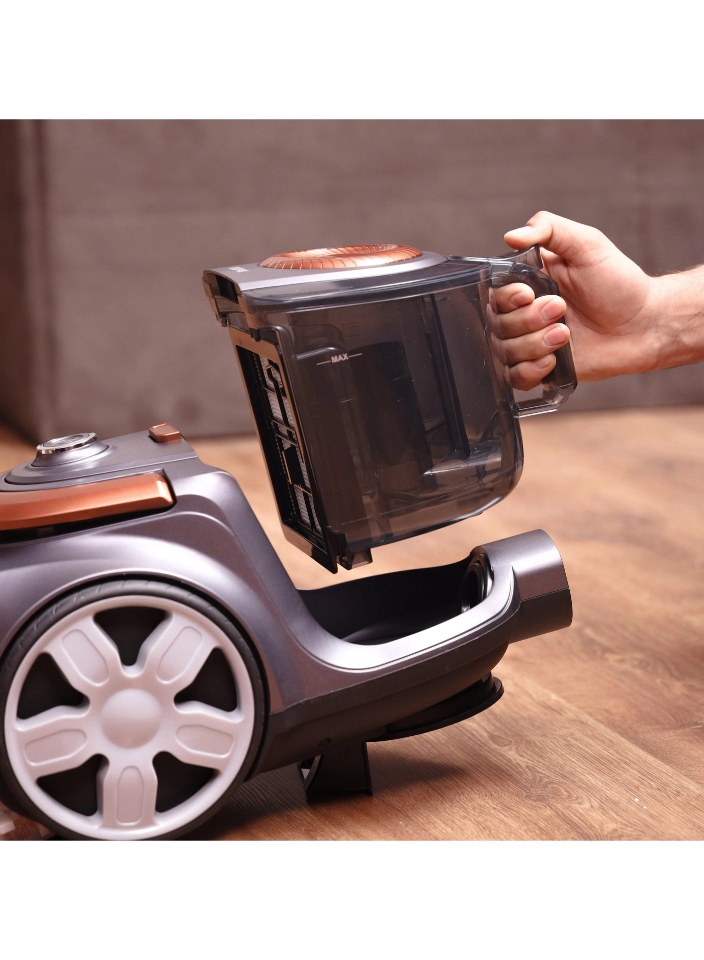 Cyclonic Vacuum Cleaner (GVC19054)