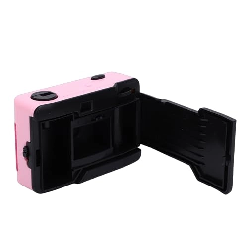 35mm Film Camera - 28MM f/8 1/120s