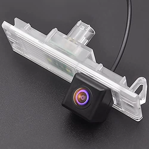 Rear View Reverse Backup Tracks Camera - 728 x 512