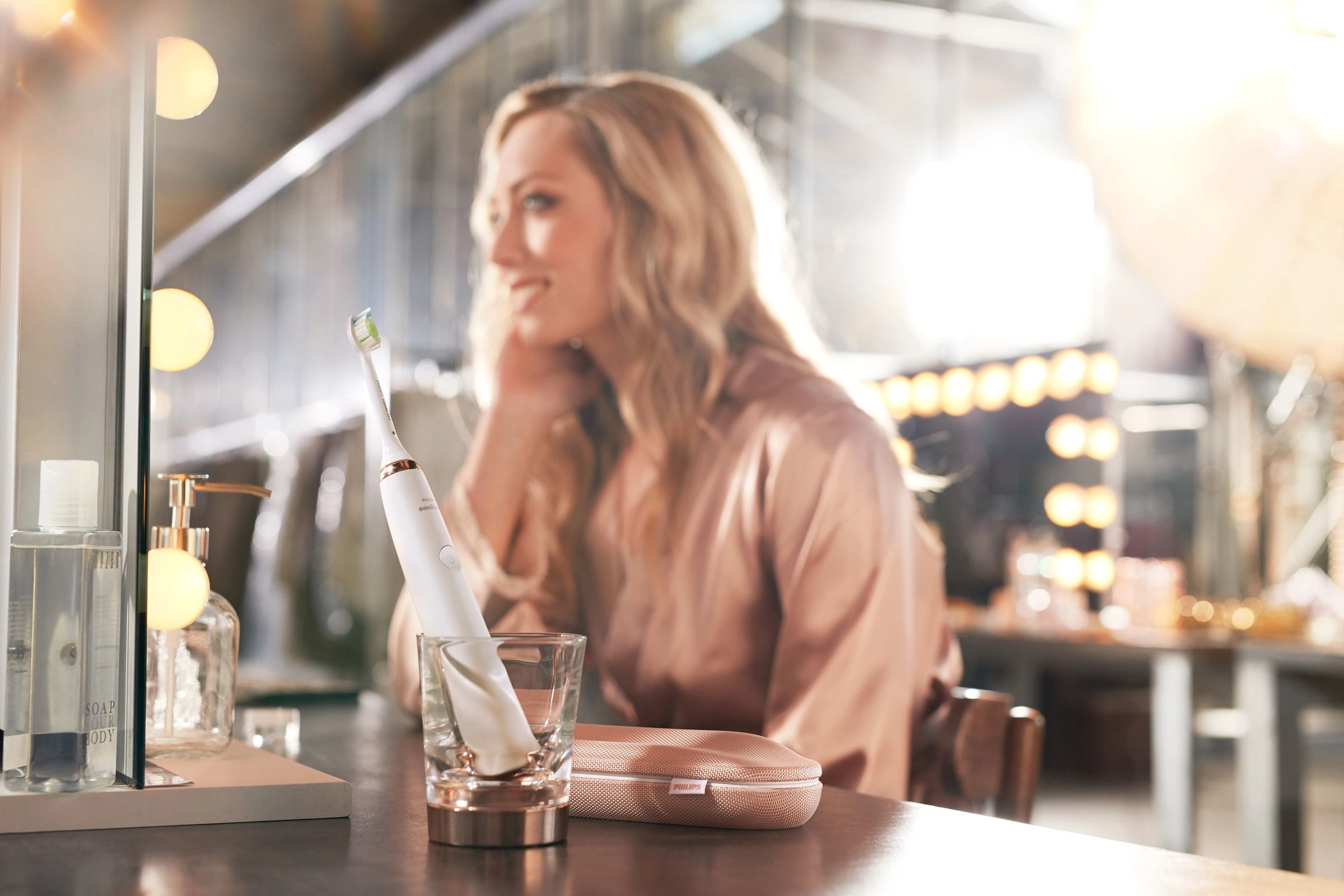 HX9352/04 - Sonicare DiamondClean Electric Toothbrush Black 5 modes