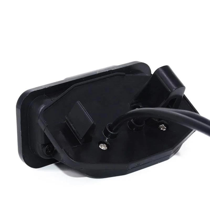 Rear View Camera - 728 x 512 pixels