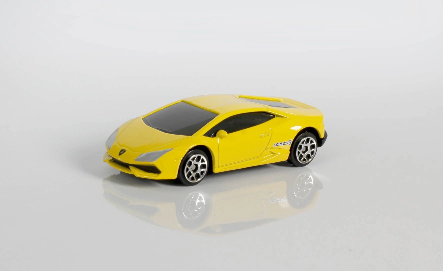 D-Power Huracan LP610-4 - 1:64 1 Piece