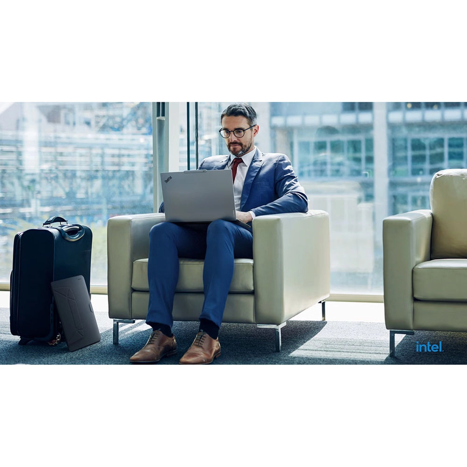 ThinkPad X9-14 Gen 1 - 14'' Core Ultra 7-258V 32GB DDR5 1000GB SSD + WLS Headset + Sleeve 1