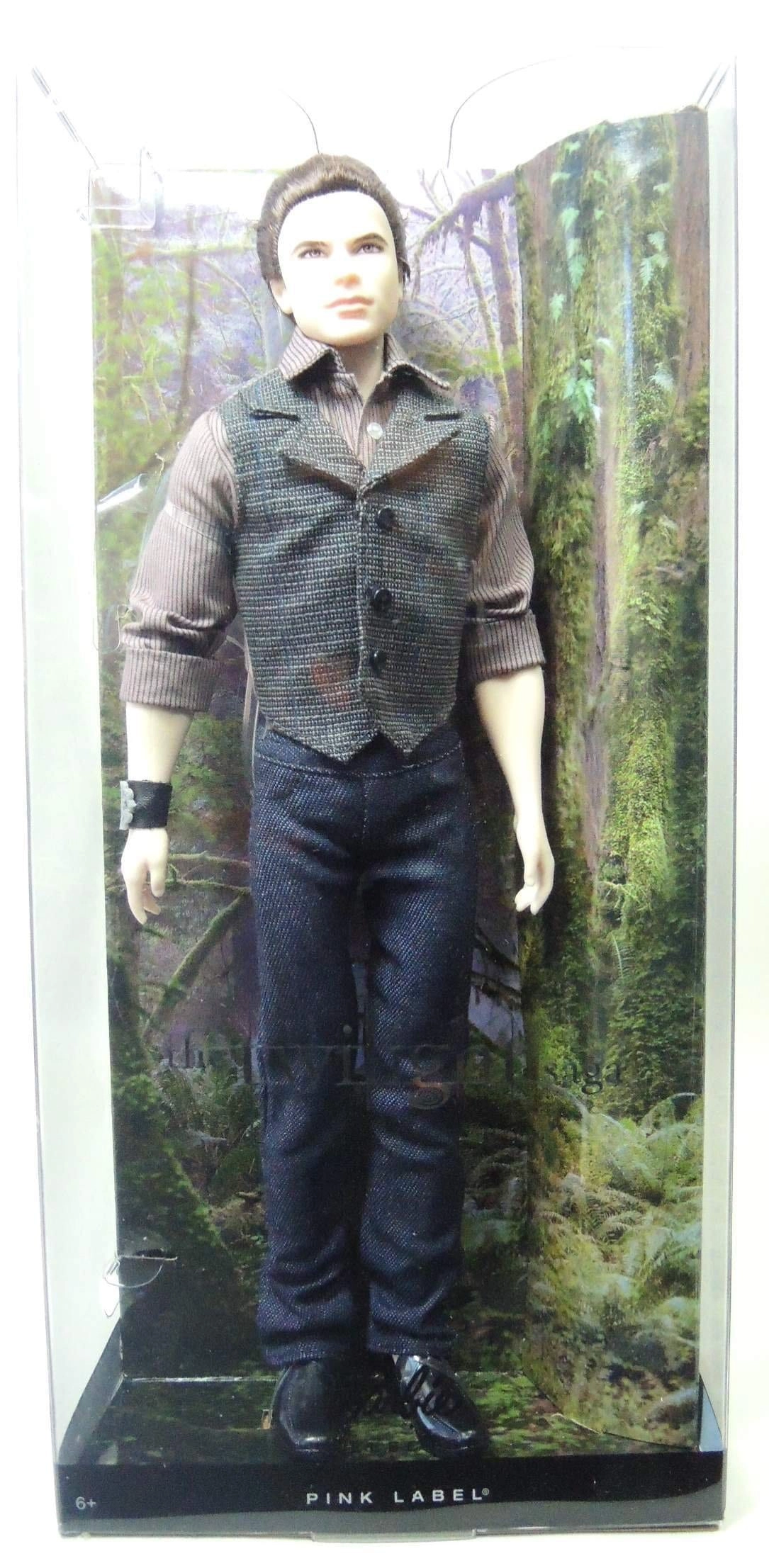 Mattel Emmitt Doll - The Twilight Saga: Breaking Dawn Part II Plastic Fabric