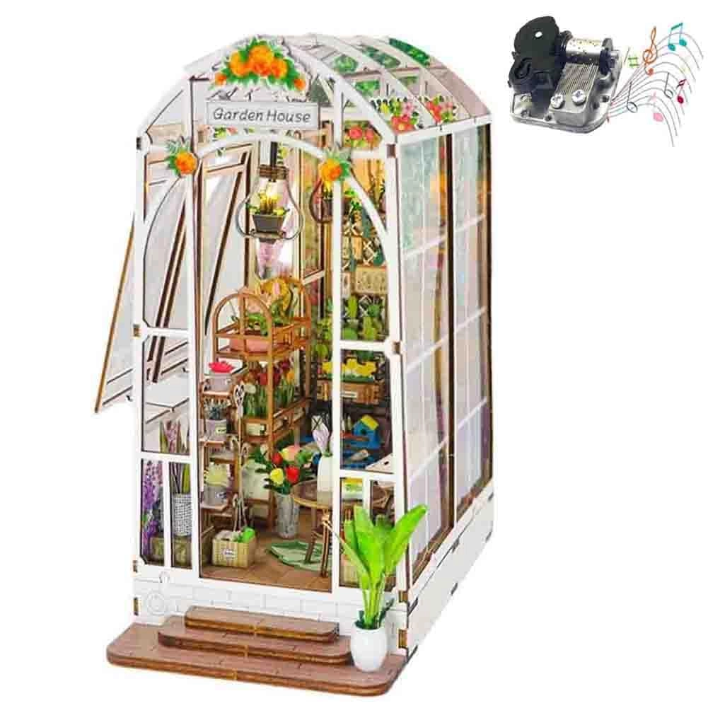 Cherry Blossom Alley - 1:24